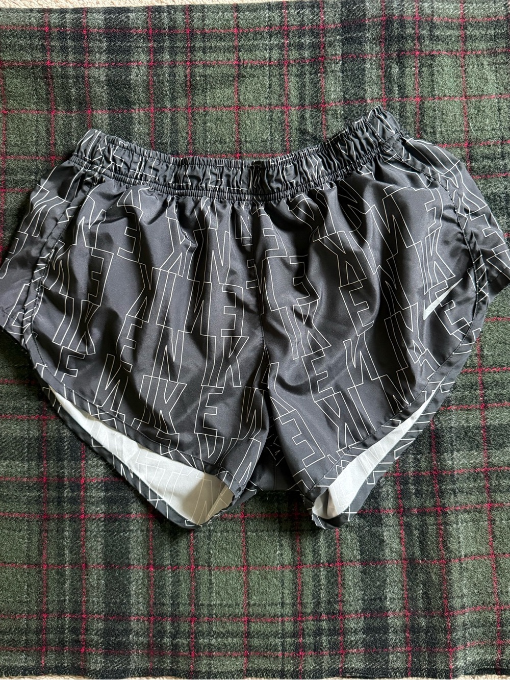 Nike Women's Black Logo-Print Athletic Shorts